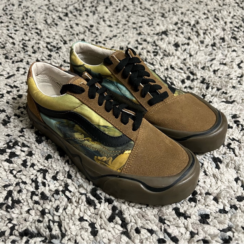 Vans MoMa Salvador Dali Old Skool Skate Shoes Women’s 6.0 Men’s 4.5